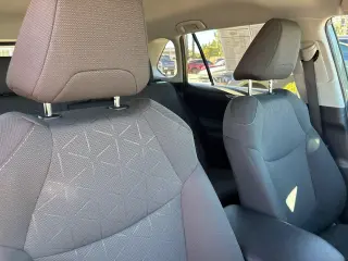 Toyota RAV4 Híbrido 2023 AWD XLE 4dr SUV