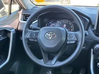 Toyota RAV4 Híbrido 2023 AWD XLE 4dr SUV