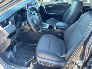 Toyota RAV4 Híbrido 2023 AWD XLE 4dr SUV