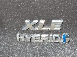 Toyota RAV4 Híbrido 2023 AWD XLE 4dr SUV
