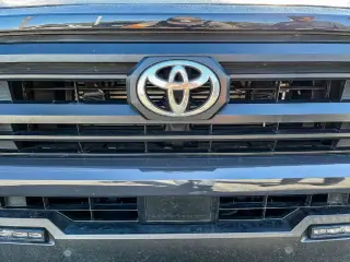 Toyota Tacoma 2025 4x4 SR5 4dr Double Cab 6.1 ft LB