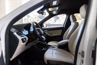 BMW X1 2021 AWD xDrive28i 4 puertas Vehículo de Actividad Deportivo