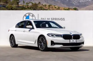 Sedán BMW 5 Series 2023 530i 4 puertas