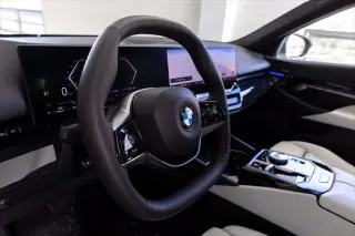 BMW Serie 5 2024 530i 4dr Sedán