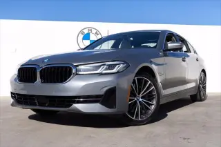 Serie 5 BMW 2023 tracción total 530e xDrive 4dr Sedán