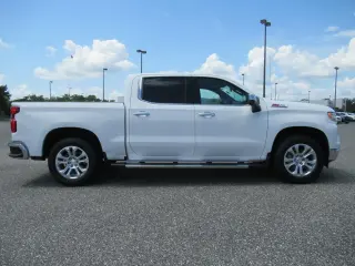 Chevrolet Silverado 1500 2023 4x4 LTZ 4dr Crew Cab 5.8 ft. SB