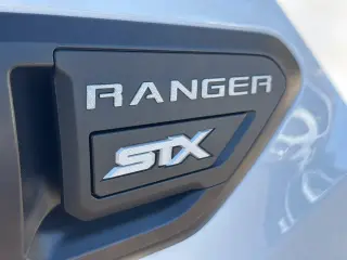 Ford Ranger 2023 4x2 XL 4puertas SuperCab 6.1 pies. SB