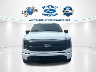 Ford F-150 Lightning 2024 AWD XLT 4dr SuperCrew 5.5 ft. SB