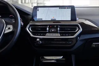 BMW X3 2023 sDrive30i vehículo de actividad deportiva de 4 puertas