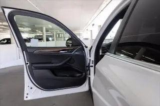 BMW X3 2023 sDrive30i vehículo de actividad deportiva de 4 puertas