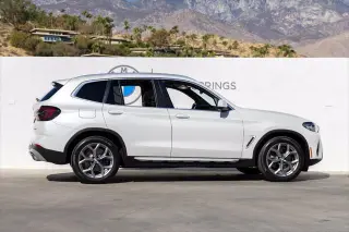 BMW X3 2023 sDrive30i vehículo de actividad deportiva de 4 puertas