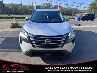2024 Nissan Rogue AWD SV