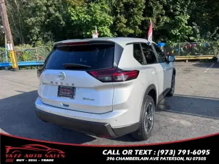 2024 Nissan Rogue AWD SV