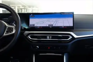 BMW Serie 3 2024 330i Sedán 4 puertas