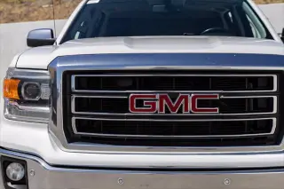 GMC Sierra 1500 2014 4x2 SLT 4dr Crew Cab 5.8 ft. SB