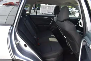 Toyota RAV4 Híbrido 2025 AWD LE 4dr SUV