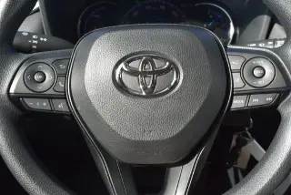 Toyota RAV4 Híbrido 2025 AWD LE 4dr SUV