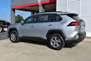 Toyota RAV4 Híbrido 2025 AWD LE 4dr SUV
