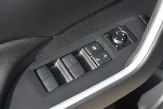 Toyota RAV4 Híbrido 2025 AWD LE 4dr SUV