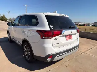 Mitsubishi Outlander 2019 SE 4dr SUV
