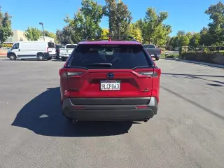 Toyota RAV4 Hybrid 2024 AWD LE 4dr SUV