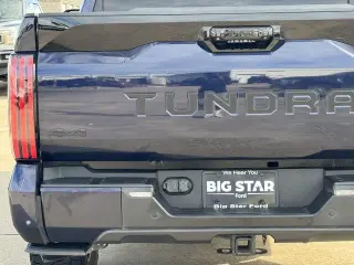 Toyota Tundra 2023 4x4 Platinum 4dr CrewMax Cab Pickup SB