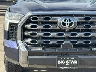 Toyota Tundra 2023 4x4 Platinum 4dr CrewMax Cab Pickup SB