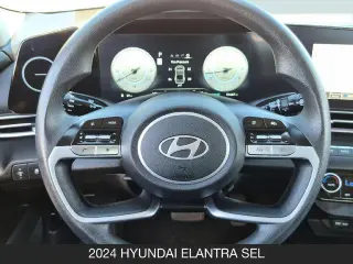 Hyundai ELANTRA 2024 SEL 4dr Sedán