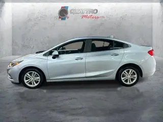 Chevrolet Cruze 2017 LT Auto 4 puertas Sedán
