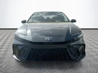 Toyota Camry 2026 SE 4dr Sedán
