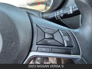 Nissan Versa 2023 S 4dr Sedán 5M