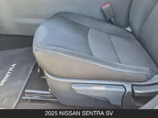 Nissan Sentra 2025 SV 4dr Sedán
