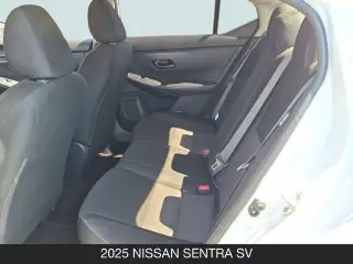 Nissan Sentra 2025 SV 4dr Sedán