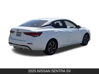 Nissan Sentra 2025 SV 4dr Sedán