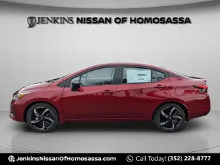 Nissan Versa 2025 SR 4dr Sedán