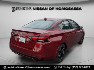 Nissan Versa 2025 SR 4dr Sedán