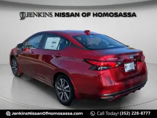 Nissan Versa 2025 SV 4dr Sedán