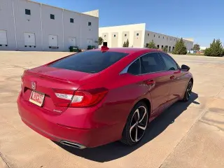 Honda Accord 2018 Sport 4dr Sedán (1.5T I4 CVT)