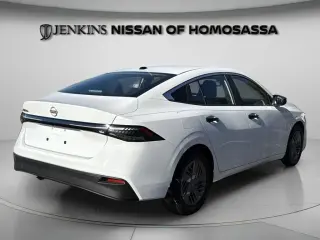 Nissan Sentra 2026 S 4dr Sedán