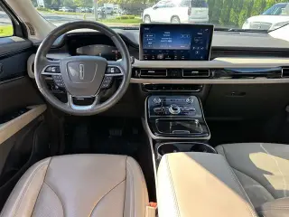 Lincoln Nautilus 2022 AWD Reserve 4dr SUV