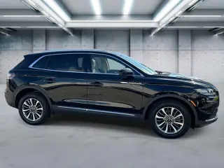 Lincoln Nautilus 2022 AWD Reserve 4dr SUV