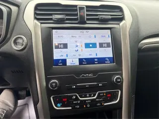 Fusión Ford 2019 AWD SE 4dr Sedán