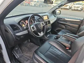 Dodge Grand Caravan 2016 R/T 4dr Mini-Van