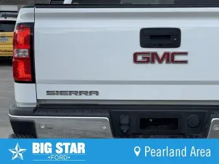 GMC Sierra 2500HD 2017 4x4 SLT 4dr Crew Cab LB