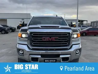 GMC Sierra 2500HD 2017 4x4 SLT 4dr Crew Cab LB