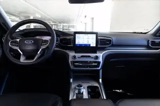 Ford Explorer 2023 XLT SUV de 4 puertas