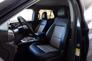 Ford Explorer 2023 XLT SUV de 4 puertas