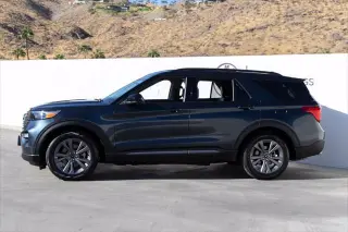 Ford Explorer 2023 XLT SUV de 4 puertas