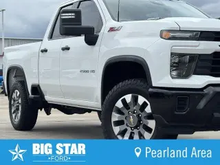 Chevrolet Silverado 2500HD 2025 4x4 Custom 4dr Doble Cab SB