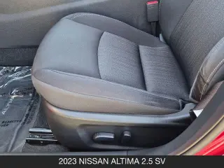Nissan Altima 2023 2.5 SV Sedán 4 puertas